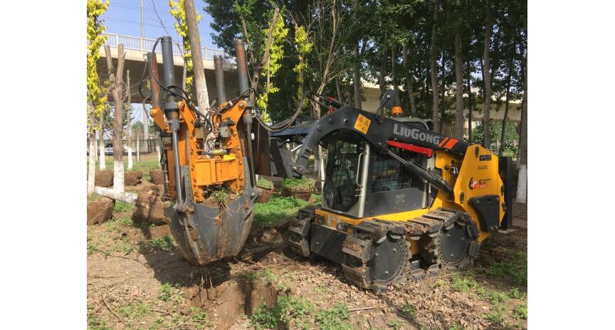 Фото Погрузчик с бортовым поворотом LiuGong CLG375B