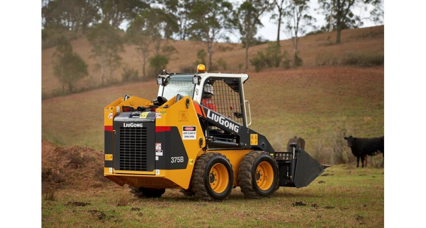 Фото Погрузчик с бортовым поворотом LiuGong CLG375B