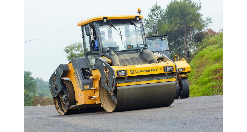 Фото Каток асфальтовый LiuGong CLG6212E