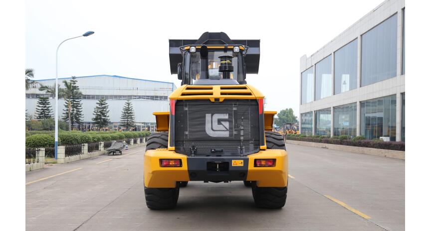 Фото Фронтальный погрузчик средний LiuGong CLG855H