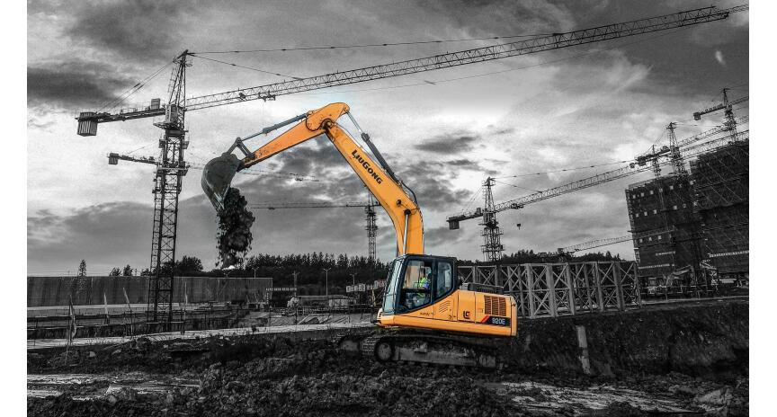 Фото Экскаватор средний LiuGong CLG920E