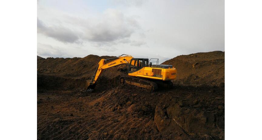 Фото Экскаватор средний LiuGong CLG933E