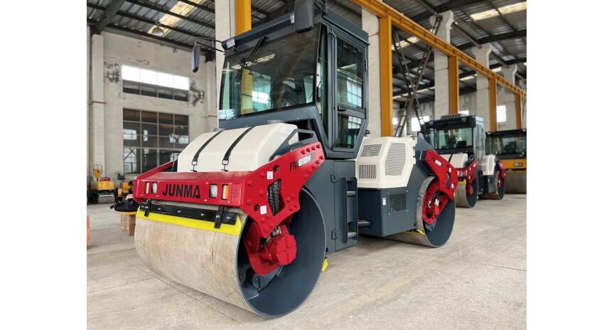 Фото Каток асфальтовый Junma FN810H