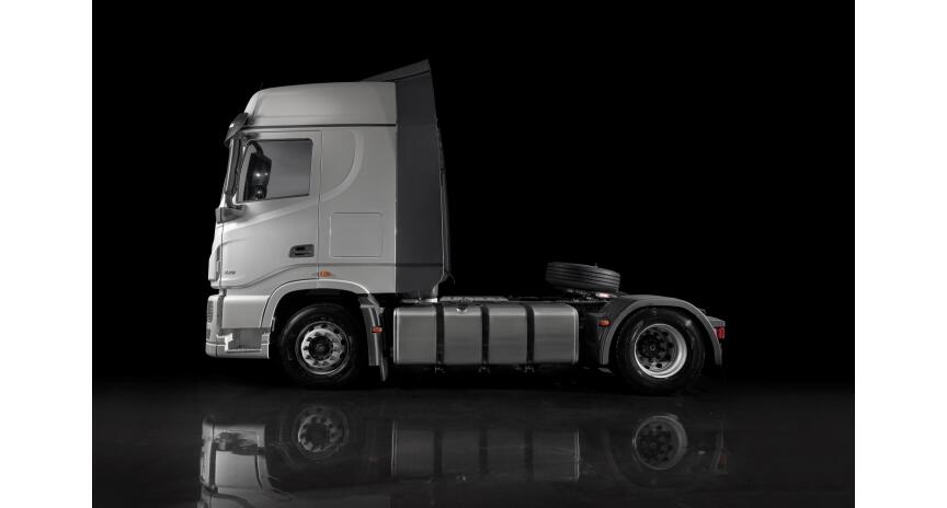 Фото Тягач 4x2 Dongfeng KX DFH4186