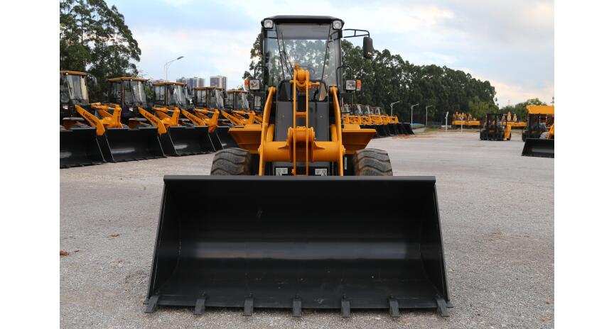 Фото Фронтальный погрузчик малый LiuGong 820H