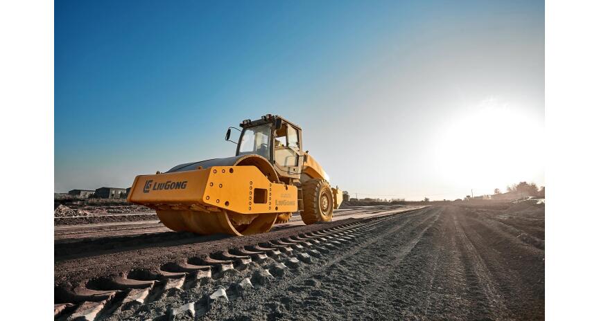 Фото Каток грунтовый LiuGong CLG6626E