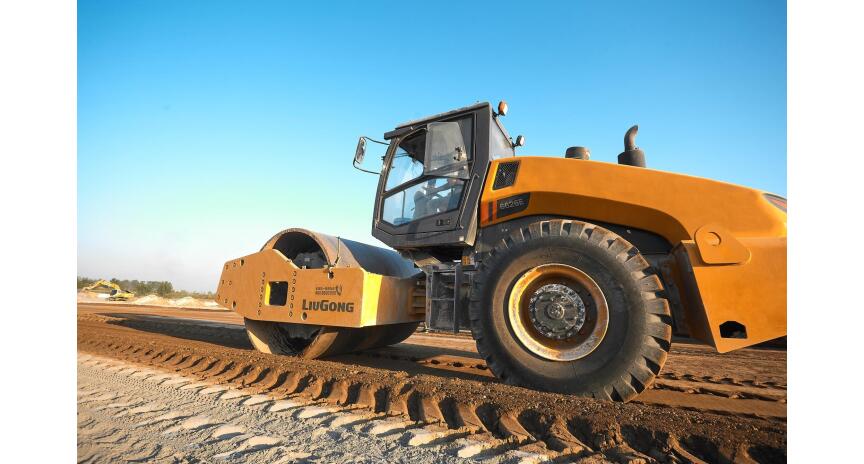 Фото Каток грунтовый LiuGong CLG6626E