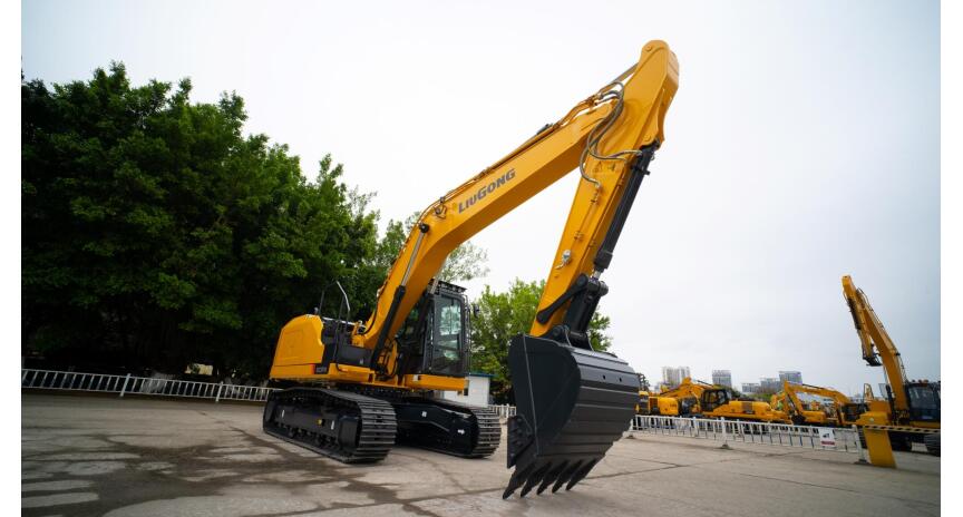 Фото Экскаватор средний LiuGong 923FN