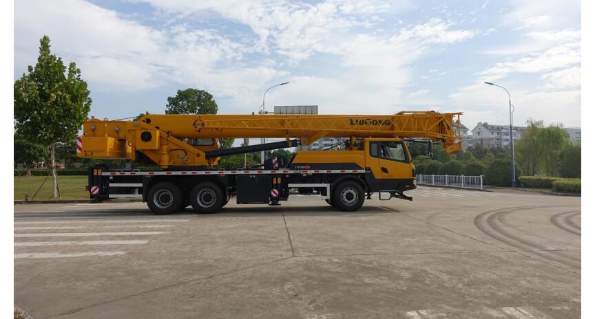 Фото Автокран LiuGong LTC320L5
